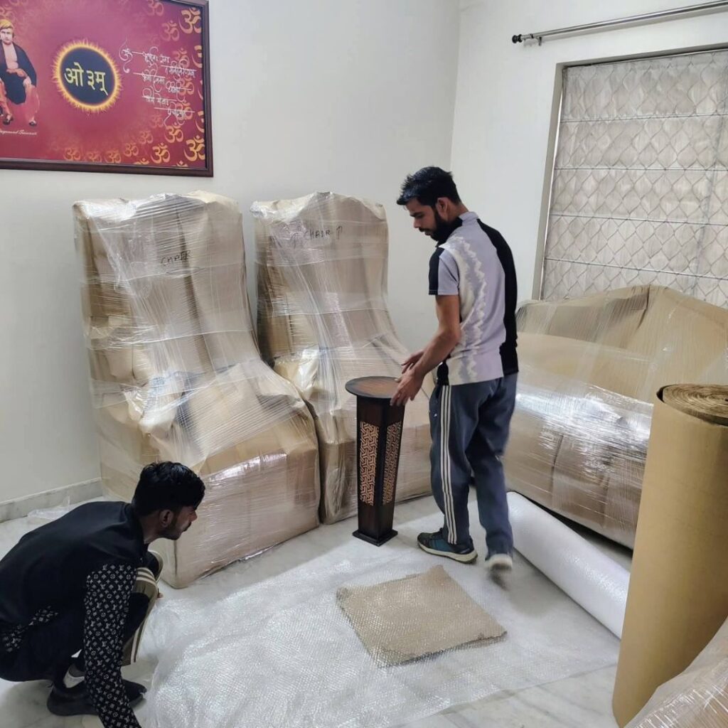 Real Image of Packers and Movers in Roopnagar