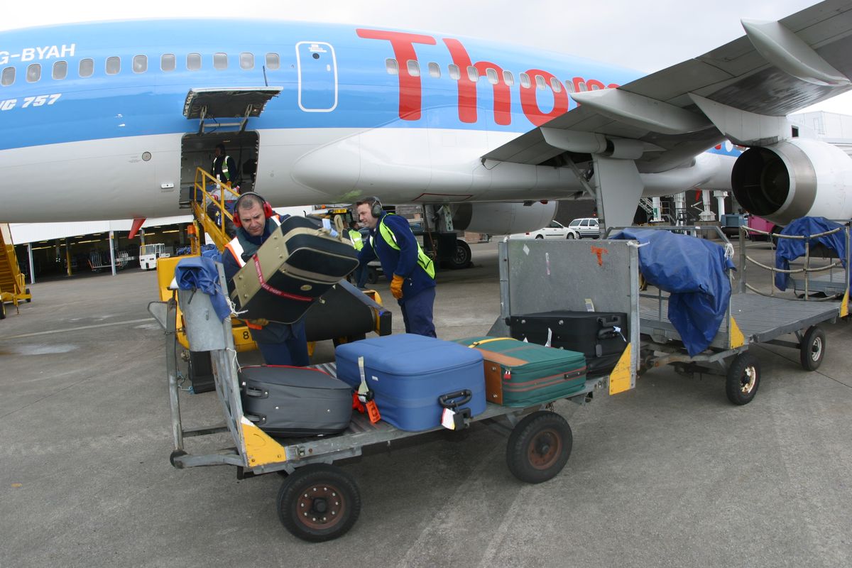 Luggage Shifting Services